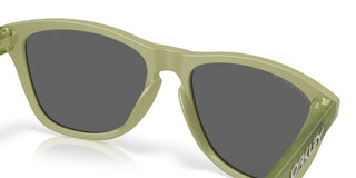 Oakley Lifestyle Frogskins Oo 9013 Men Green Squared Sunglasses