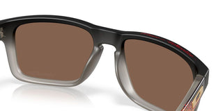 Oakley Lifestyle Holbrook Oo 9102 Men Brown Geometric Sunglasses