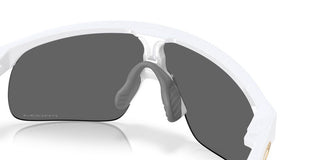 Oakley Resistor Oj 9010 Junior Men White Sports Sunglasses