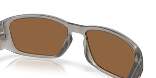 Oakley Tourniquet Oo 9521 Men Grey Geometric Sunglasses